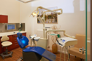 Zahnzentrum Neukoelln Berlin Zahnarztpraxis Behandlungsraum